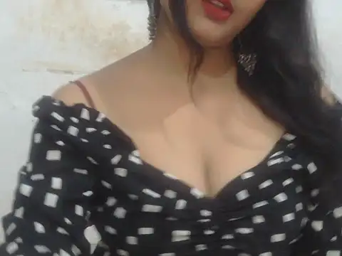 Snapshot of POOJA_199 chatting on July 16, 2026, 8:09 am POOJA 199 online show from July 16, 2026, 8:09 am