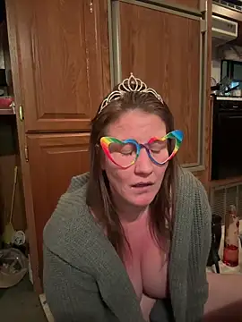 bigb00tycass online show from May 9, 2026, 9:14 am