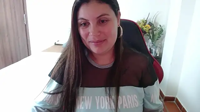 Snapshot of Secret_Bella chatting on September 27, 2025, 11:37 am Secret Bella online show from September 27, 2025, 11:37 am