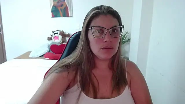 Snapshot of Secret_Bella chatting on November 27, 2025, 11:34 am Secret Bella online show from November 27, 2025, 11:34 am