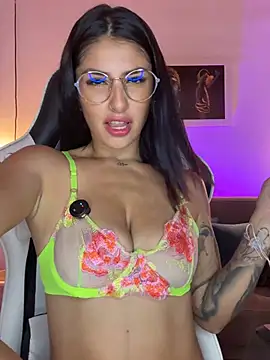Snapshot of SOY_NOOA chatting on July 16, 2026, 1:06 pm SOY NOOA online show from July 16, 2026, 1:06 pm