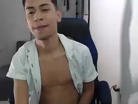 dylan apol0 online show from September 12, 2025, 5:07 am