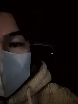 kqitooo online show from January 6, 2026, 1:26 pm