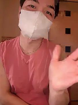 kqitooo online show from February 21, 2026, 5:52 am