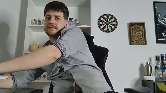 aaron nvk online show from October 30, 2025, 9:26 pm