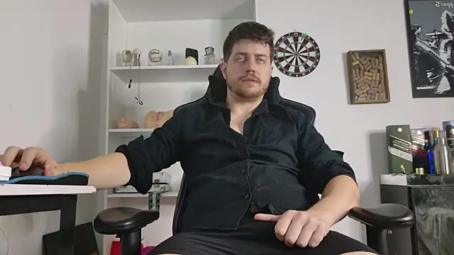 aaron nvk online show from February 24, 2026, 8:51 pm