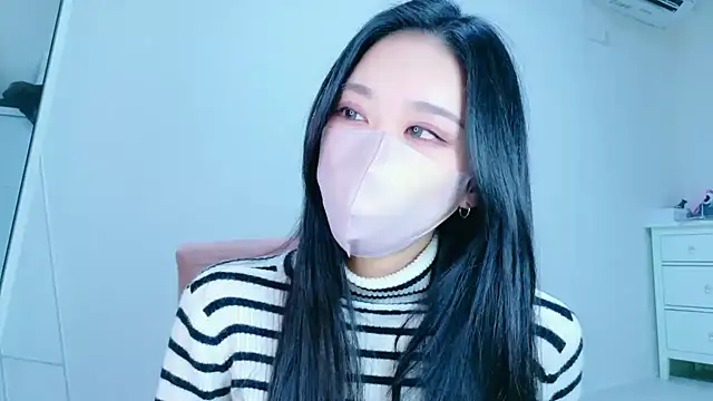 ramuchan desu online show from November 12, 2025, 2:23 am