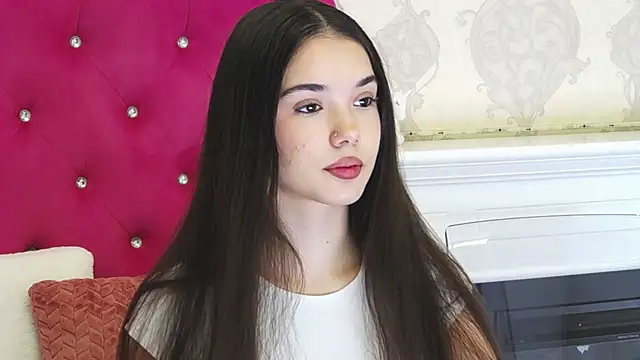 AlexisDevine online show from April 29, 2026, 4:16 am