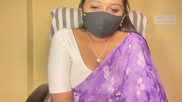 Pavani-Sexy online show from March 4, 2026, 6:14 pm
