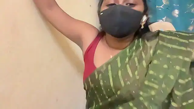 Pavani-Sexy online show from April 18, 2026, 7:07 pm