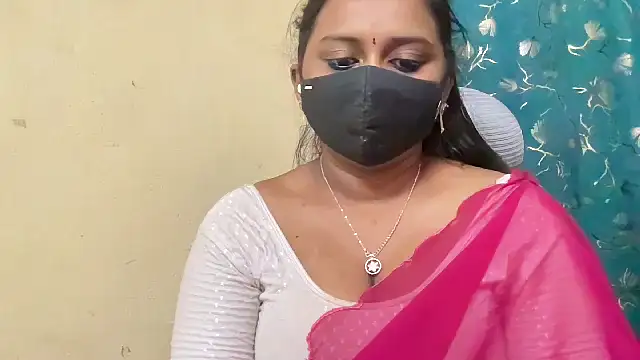 Pavani-Sexy online show from April 25, 2026, 7:44 am