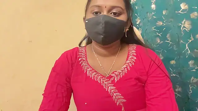 Pavani-Sexy online show from April 25, 2026, 5:21 pm