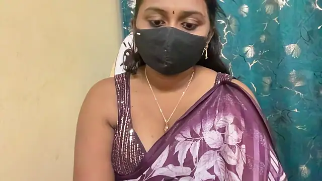 Pavani-Sexy online show from April 30, 2026, 8:57 pm