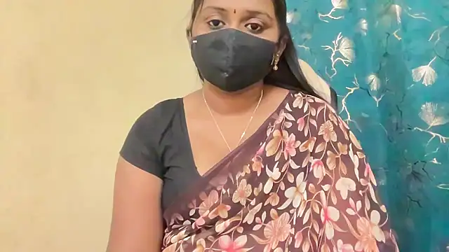 Snapshot of Pavani-Sexy chatting on May 8, 2026, 6:46 pm Pavani-Sexy online show from May 8, 2026, 6:46 pm