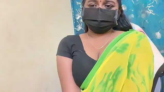 Snapshot of Pavani-Sexy chatting on May 22, 2026, 5:58 am Pavani-Sexy online show from May 22, 2026, 5:58 am