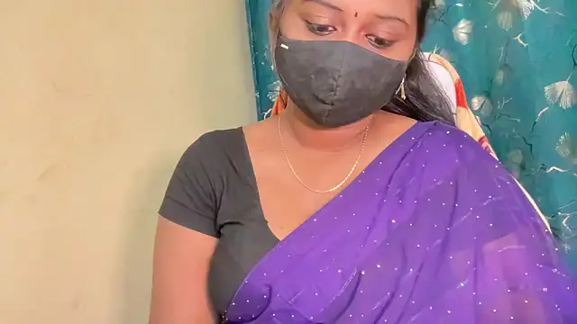 Snapshot of Pavani-Sexy chatting on May 24, 2026, 7:08 pm Pavani-Sexy online show from May 24, 2026, 7:08 pm