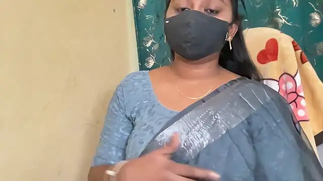 Snapshot of Pavani-Sexy chatting on May 25, 2026, 7:25 am Pavani-Sexy online show from May 25, 2026, 7:25 am