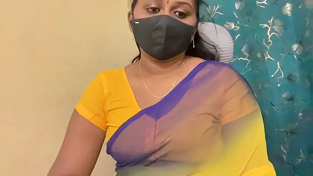 Snapshot of Pavani-Sexy chatting on May 26, 2026, 7:37 am Pavani-Sexy online show from May 26, 2026, 7:37 am