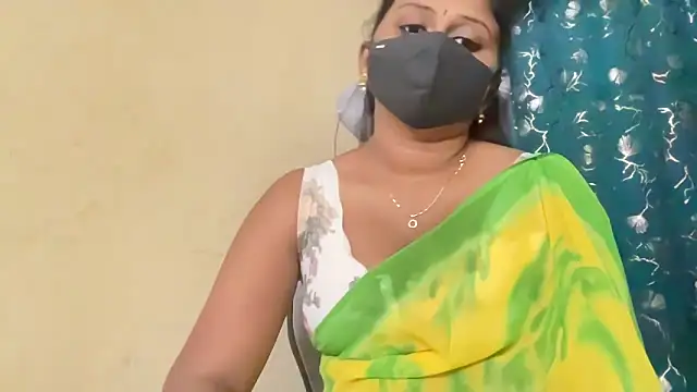 Snapshot of Pavani-Sexy chatting on May 31, 2026, 6:20 pm Pavani-Sexy online show from May 31, 2026, 6:20 pm