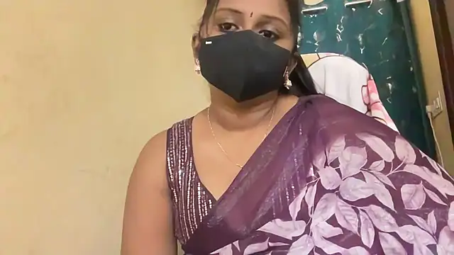 Snapshot of Pavani-Sexy chatting on June 1, 2026, 5:03 pm Pavani-Sexy online show from June 1, 2026, 5:03 pm