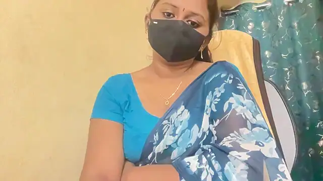 Snapshot of Pavani-Sexy chatting on June 3, 2026, 5:54 am Pavani-Sexy online show from June 3, 2026, 5:54 am