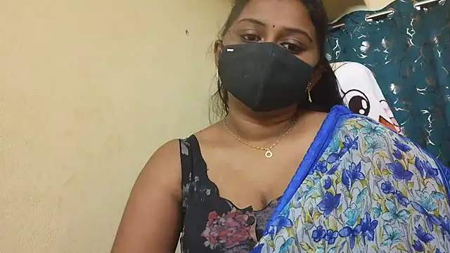 Snapshot of Pavani-Sexy chatting on June 5, 2026, 7:03 am Pavani-Sexy online show from June 5, 2026, 7:03 am