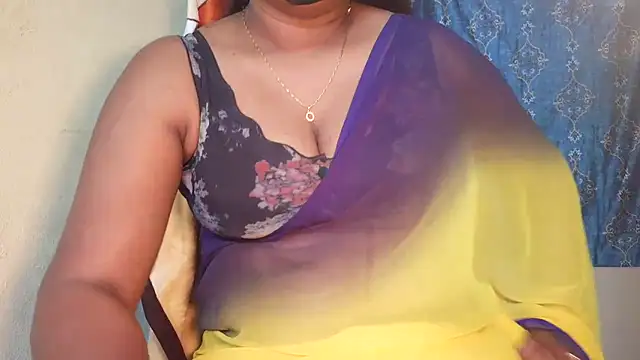 Snapshot of Pavani-Sexy chatting on June 7, 2026, 2:54 pm Pavani-Sexy online show from June 7, 2026, 2:54 pm