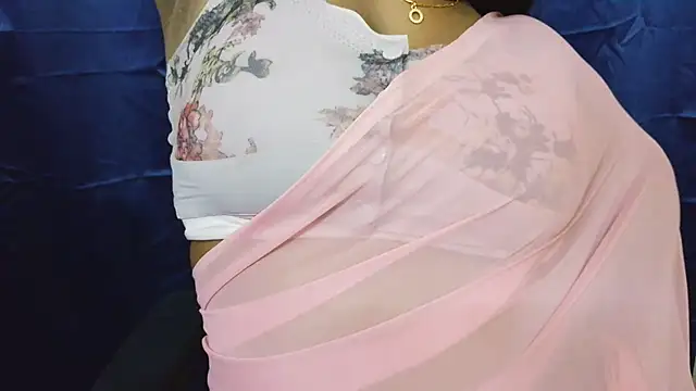 Snapshot of Pavani-Sexy chatting on June 17, 2026, 5:10 am Pavani-Sexy online show from June 17, 2026, 5:10 am