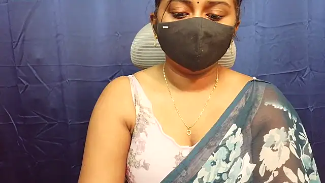 Snapshot of Pavani-Sexy chatting on July 3, 2026, 4:41 am Pavani-Sexy online show from July 3, 2026, 4:41 am