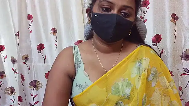 Snapshot of Pavani-Sexy chatting on July 14, 2026, 11:38 am Pavani-Sexy online show from July 14, 2026, 11:38 am
