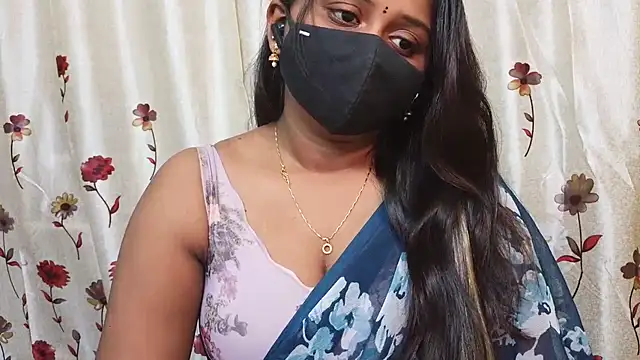 Snapshot of Pavani-Sexy chatting on July 15, 2026, 4:07 am Pavani-Sexy online show from July 15, 2026, 4:07 am