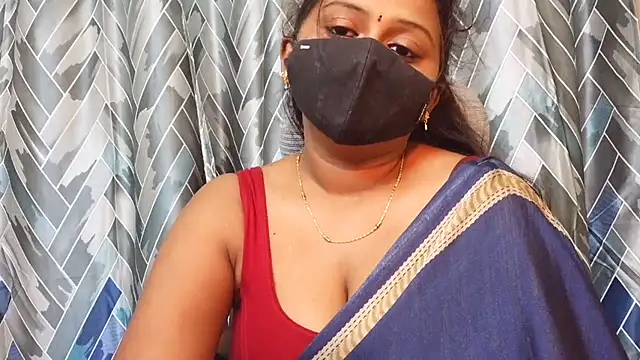 Snapshot of Pavani-Sexy chatting on July 21, 2026, 3:03 pm Pavani-Sexy online show from July 21, 2026, 3:03 pm