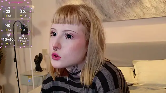 Snapshot of MilkMeSoftly chatting on May 11, 2026, 8:20 am MilkMeSoftly online show from May 11, 2026, 8:20 am
