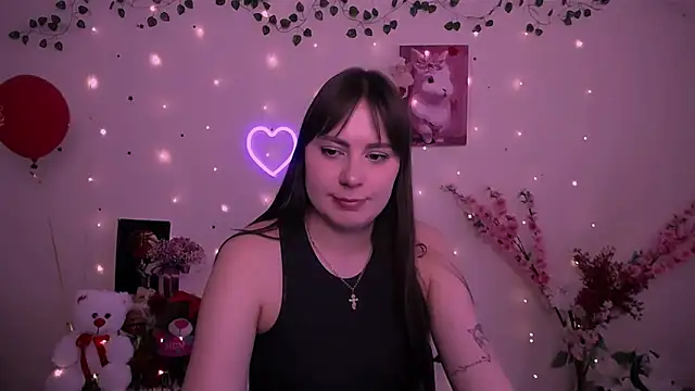 Amanda Bright  online show from April 23, 2026, 9:52 am