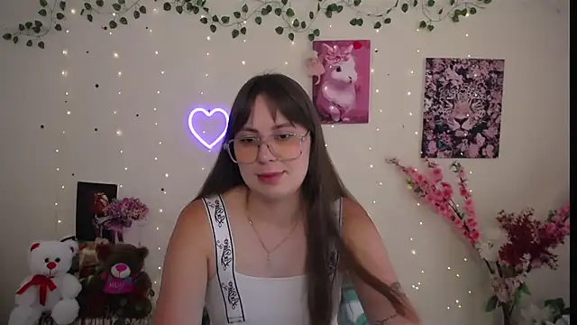 Snapshot of Amanda_Bright_ chatting on June 30, 2026, 9:43 am Amanda Bright online show from June 30, 2026, 9:43 am