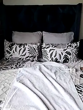 SeductionBoobs online show from October 2, 2025, 9:27 am