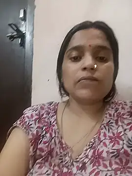 Snapshot of Trisha_71 chatting on July 4, 2026, 3:29 pm Trisha 71 online show from July 4, 2026, 3:29 pm