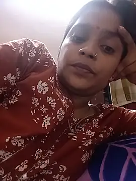 Snapshot of Trisha_71 chatting on July 24, 2026, 12:47 pm Trisha 71 online show from July 24, 2026, 12:47 pm