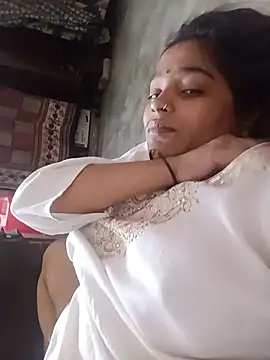 Snapshot of Trisha_71 chatting on July 30, 2026, 11:15 pm Trisha 71 online show from July 30, 2026, 11:15 pm