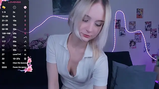 Megan--chan online show from March 19, 2026, 5:06 pm