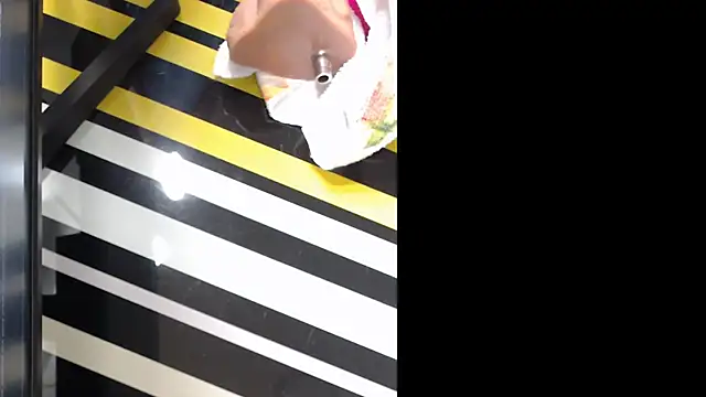 Lia Mar  online show from February 4, 2026, 6:14 pm