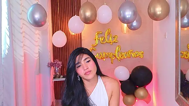 Snapshot of Lia_Mar_ chatting on June 25, 2026, 7:07 pm Lia Mar online show from June 25, 2026, 7:07 pm