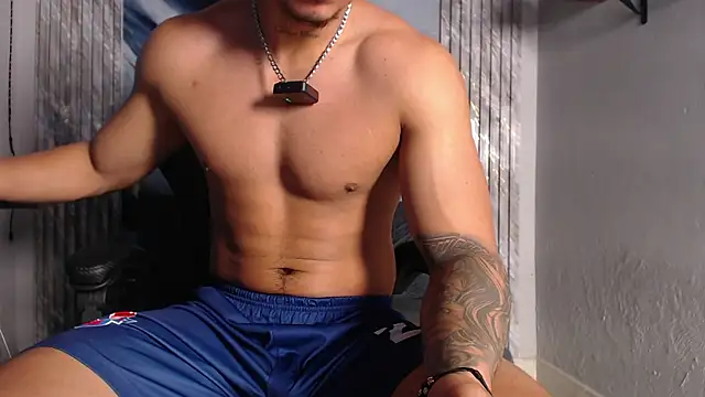 Snapshot of ThiagoBlaze chatting on June 25, 2026, 5:56 am ThiagoBlaze online show from June 25, 2026, 5:56 am