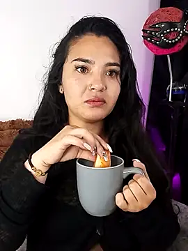 meli  brown online show from November 6, 2025, 8:15 am