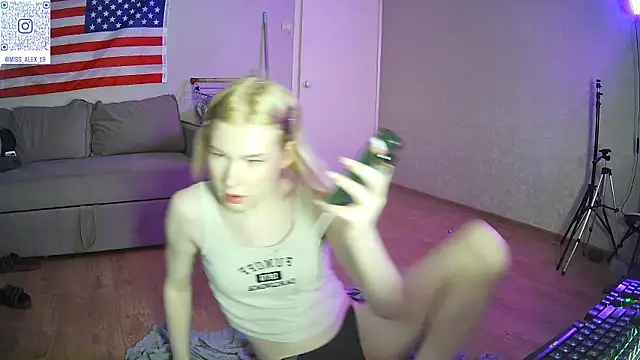 Sasyhk0 online show from July 28, 2026, 3:21 pm
