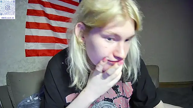 Sasyhk0 online show from August 5, 2026, 7:49 pm
