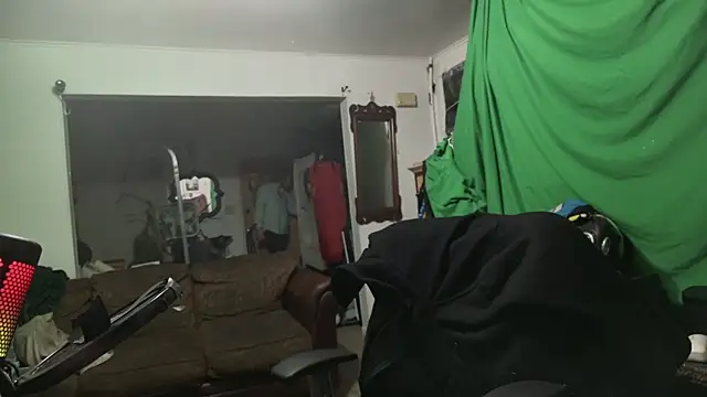 MasterDaddyCool online show from March 6, 2026, 9:39 am