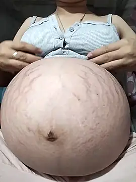 Snapshot of sugaviolet168 chatting on April 7, 2026, 12:22 am sugaviolet168 online show from April 7, 2026, 12:22 am