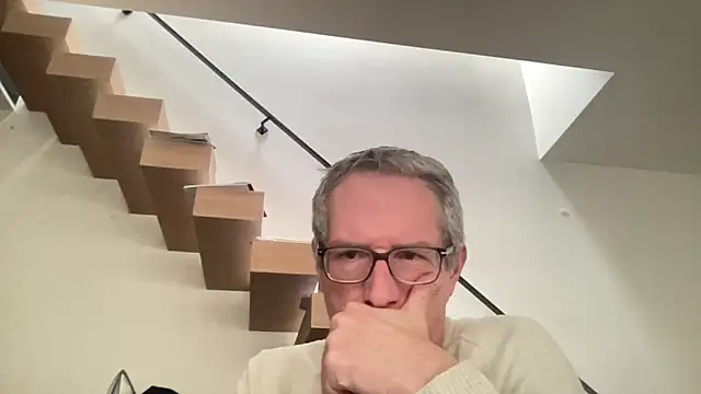 Snapshot of choupipat1 chatting on February 18, 2026, 10:11 am choupipat1 online show from February 18, 2026, 10:11 am