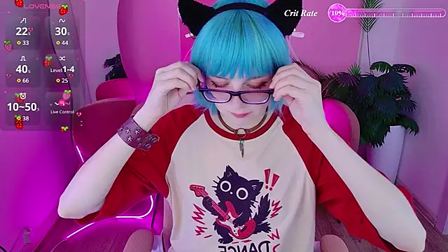 CoralineYoung online show from July 10, 2026, 10:51 am